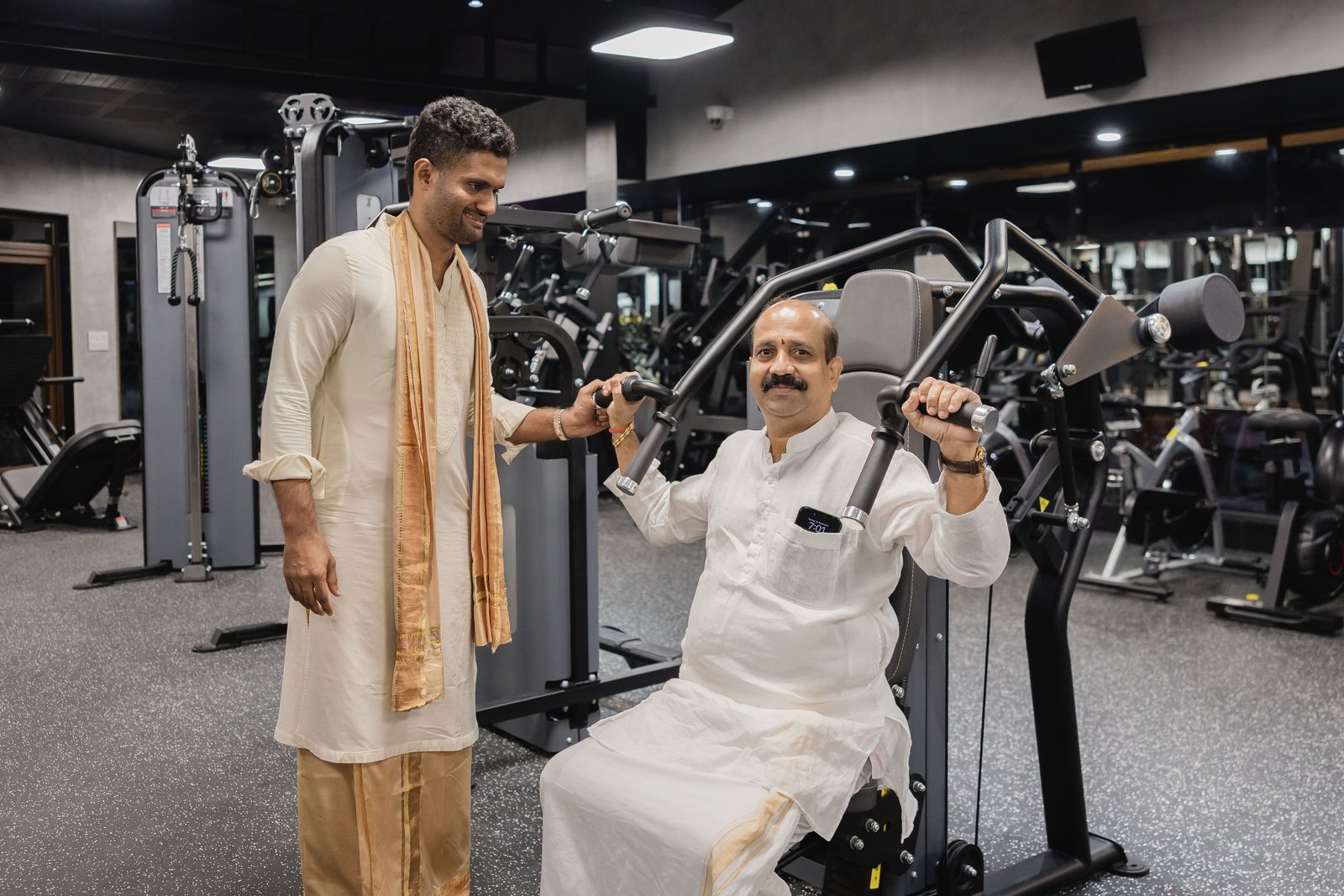 VIP guest workout at Rashé Fitness launch day